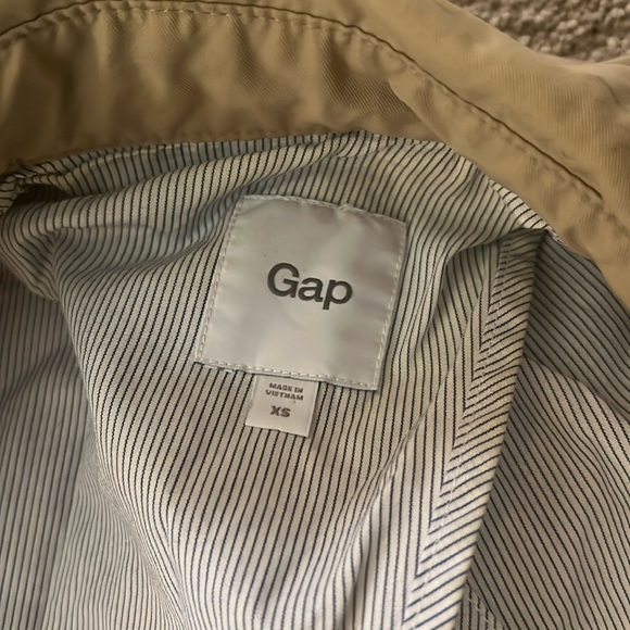 Great spring jacket. Fantastic condition. - Picture 3 of 4